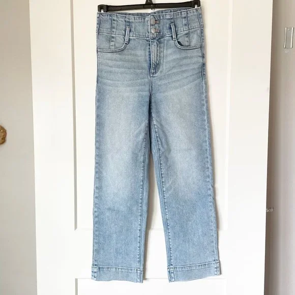 Women's / Teen's Ann Taylor Light Wash Easy Straigh Jeans size 2 - Picture 1 of 11
